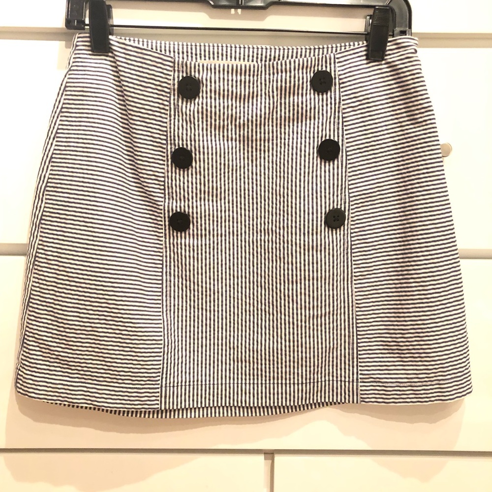 Urban Outfitters Pinstripe skirt Size Medium - Picture 2 of 5